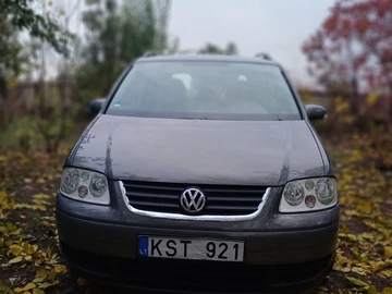 Авто Volkswagen Touran 2004 № 8135223