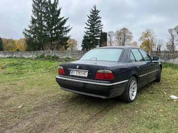 Авто BMW 7 Серия 1995 № 8135170