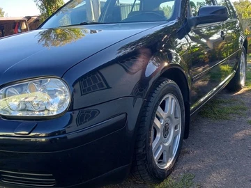 Авто Volkswagen Golf 1999 № 8135270