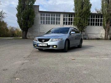 Авто Honda Accord 2004 № 8135271