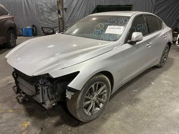 Авто Infiniti Q50 2017 № 8135304