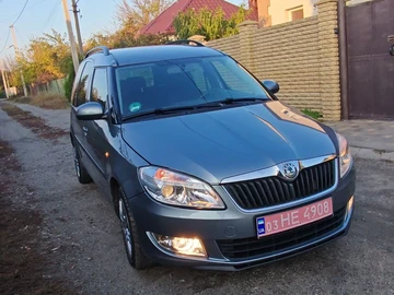 Авто Skoda Roomster 2012 № 8135305