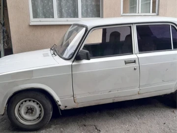 Авто ВАЗ 2107 2006 № 8135311