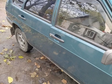 Авто ВАЗ 2109 1999 № 8135483