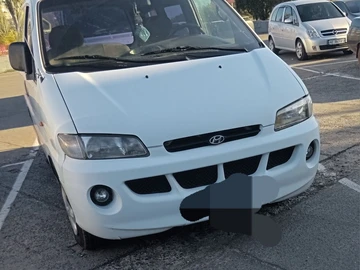 Авто Hyundai H200 1998 № 8135527