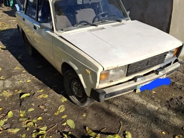 Авто ВАЗ 2105 1995 № 8135609