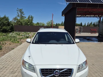 Авто Volvo V70 2012 № 8135630