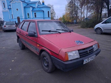 Авто ВАЗ 2109 1989 № 8135787