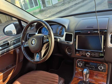 Авто Volkswagen Touareg 2011 № 8135794