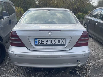 Авто Mercedes 220 2001 № 8136033