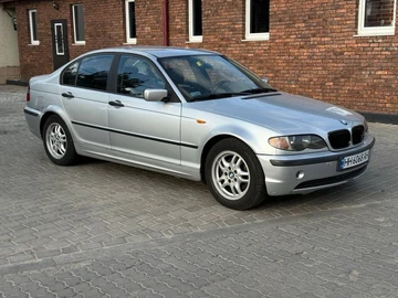 Авто BMW 3 Серия 2002 № 8136095
