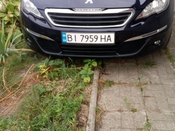 Авто Peugeot 308 2015 № 8136134