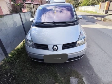 Авто Renault 4 2005 № 8136158