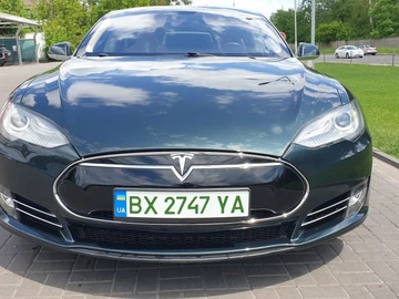 Авто Tesla Model S 2013 № 8136169