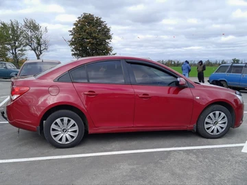 Авто Chevrolet Cruze 2010 № 8136181