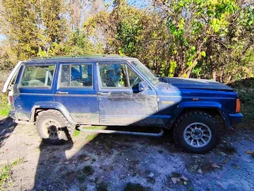 Авто Jeep Cherokee 1987 № 8136183