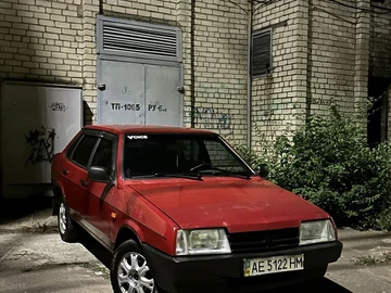 Авто ВАЗ 21099 1994 № 8136236
