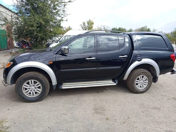 Авто Mitsubishi L 200 2008 № 8136274