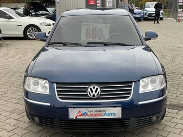 Авто Volkswagen Passat Sedan 2004 № 8136285