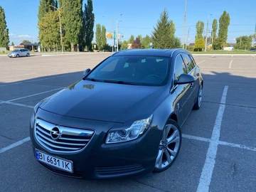 Авто Opel Insignia 2010 № 8136301