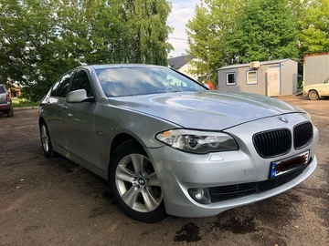 Авто BMW 5 Серия 2012 № 8136312