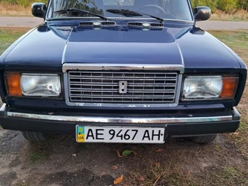 Авто ВАЗ 2107 1989 № 8136298