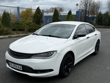 Авто Chrysler 200 2015 № 8136436