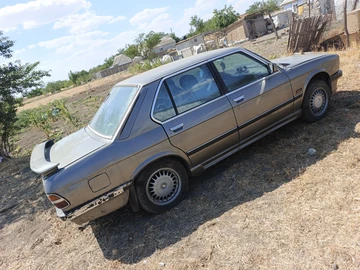 Авто BMW 5 Серия 1986 № 8136450