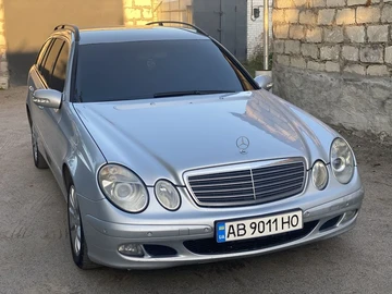 Авто Mercedes 220 2005 № 8136607