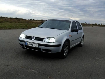 Авто Volkswagen Golf 1999 № 8136639