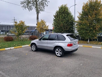 Авто BMW X5 2004 № 8136640