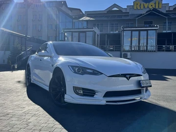Авто Tesla Model S 2013 № 8136707