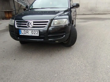Авто Volkswagen Touareg 2005 № 8136709