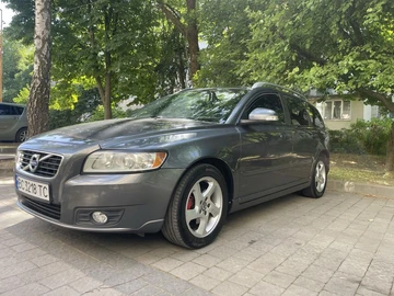 Авто Volvo V50 2011 № 8136847