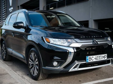 Авто Mitsubishi Outlander 2019 № 8136849