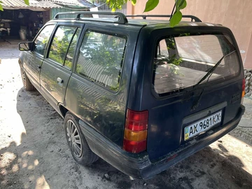 Авто Opel Kadett 1990 № 8136860
