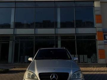 Авто Mercedes Ml Серия 2001 № 8136999