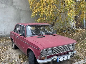 Авто ВАЗ 2103 1975 № 8137013