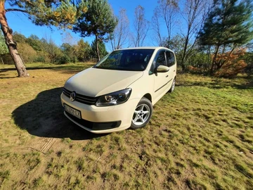 Авто Volkswagen Touran 2011 № 8137015