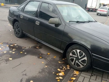 Авто Opel Vectra 1990 № 8137036
