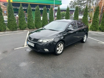 Авто KIA Cerato Forte  2009 № 8137038
