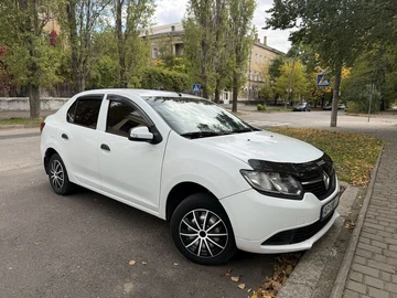 Авто Renault Logan 2013 № 8137060