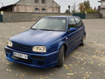 Авто Volkswagen Golf 1992 № 8137255