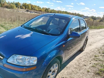 Авто Chevrolet Aveo 2005 № 8137256