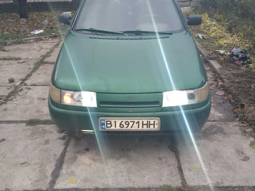 Авто ВАЗ 2110 1998 № 8137275