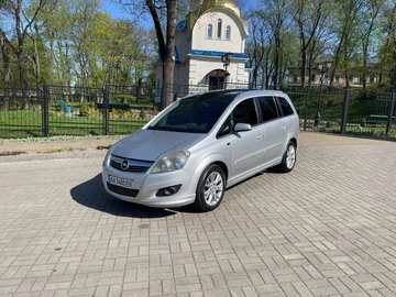 Авто Opel Zafira 2009 № 8137410
