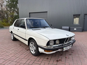 Авто BMW 5 Серия 1984 № 8137436