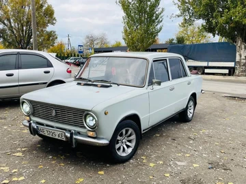 Авто ВАЗ 2101 1992 № 8137630