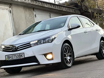 Авто Toyota Corolla 2015 № 8137651