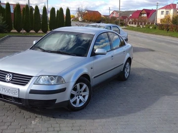 Авто Volkswagen Passat Sedan 2001 № 8137769
